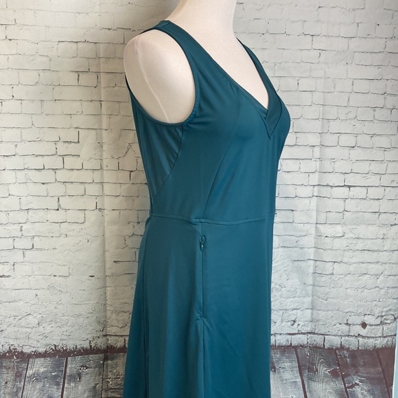 TITLE NINE- Freelance Dress Solid Fit& Flare V Neck Romper Athletic Gorp Skort - Picture 10 of 16